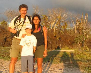 Bartolom� Family in Gal�pagos Islands